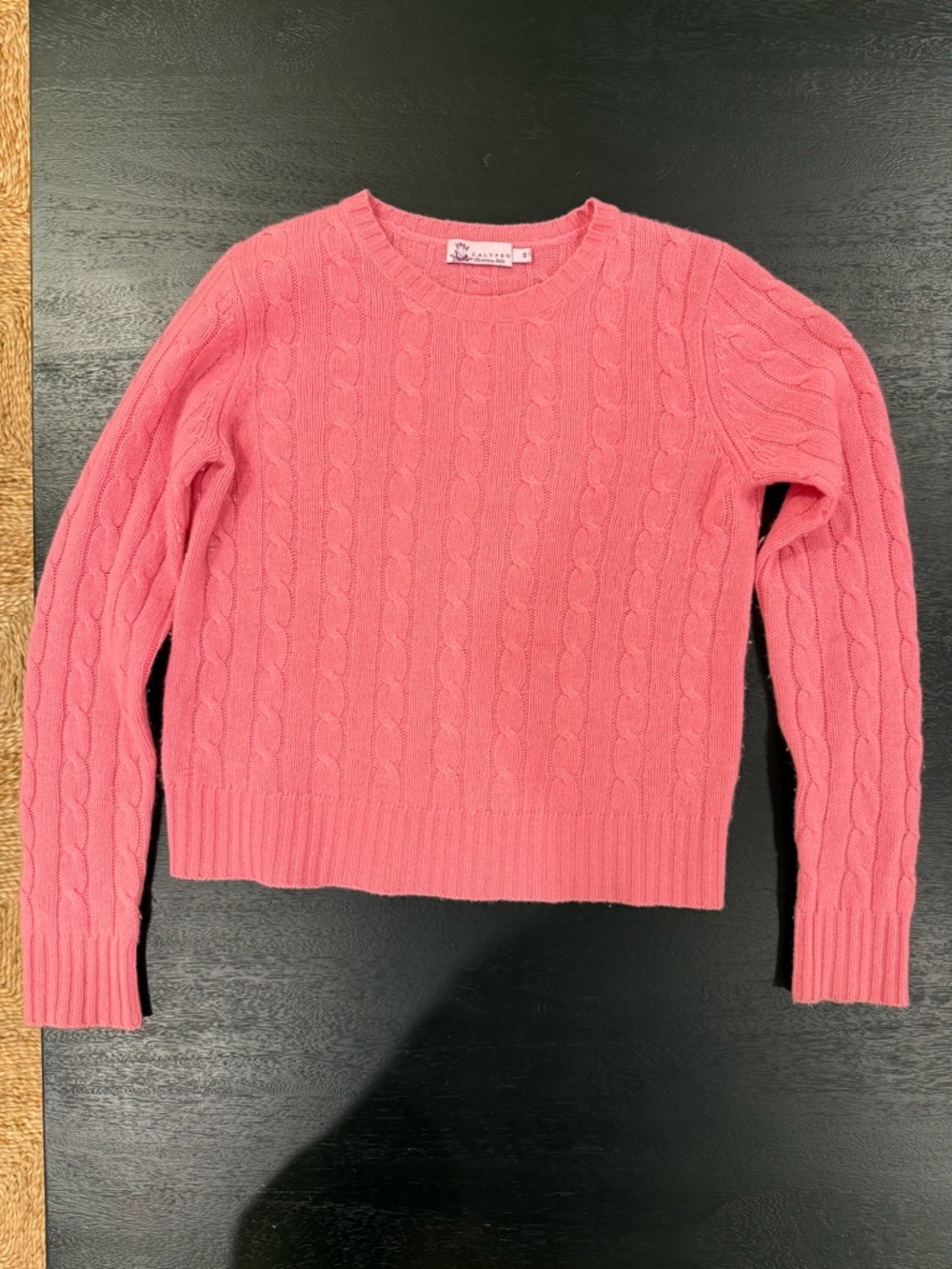 Cable Knit Crewneck Cashmere Sweater - Pink